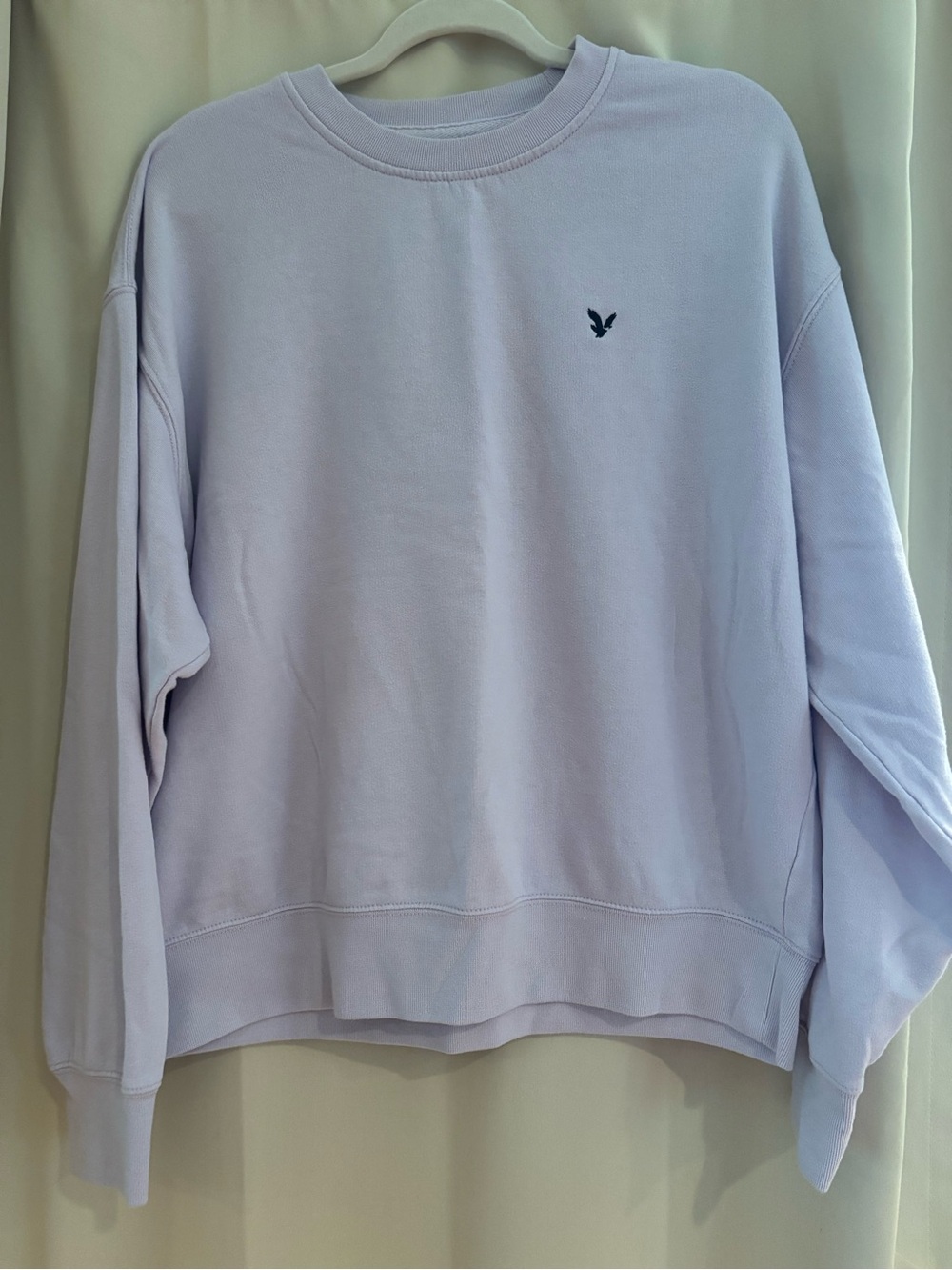 American Eagle Outfitters Light Lavender Crewneck Sweatshirt with Small Logo